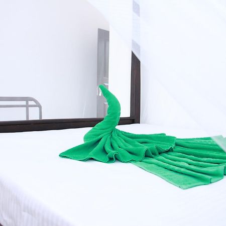 Mirissa White Plaza 호텔 외부 사진